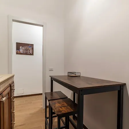 Apartament A Pochi Passi Dai Musei Vaticani Flat! Mm Cipro *